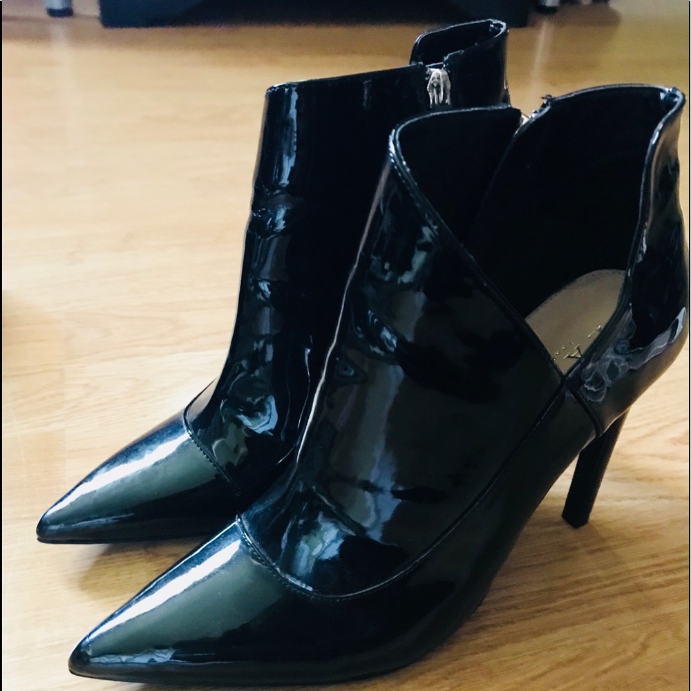 ZARA PATENT LEATHER BOOTS